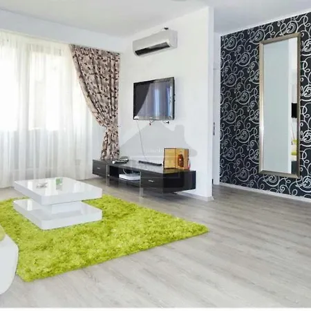 Seasons Апартаменти *