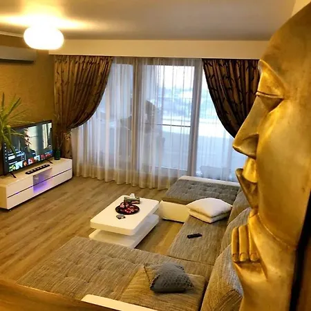 Seasons Apartment Brasov